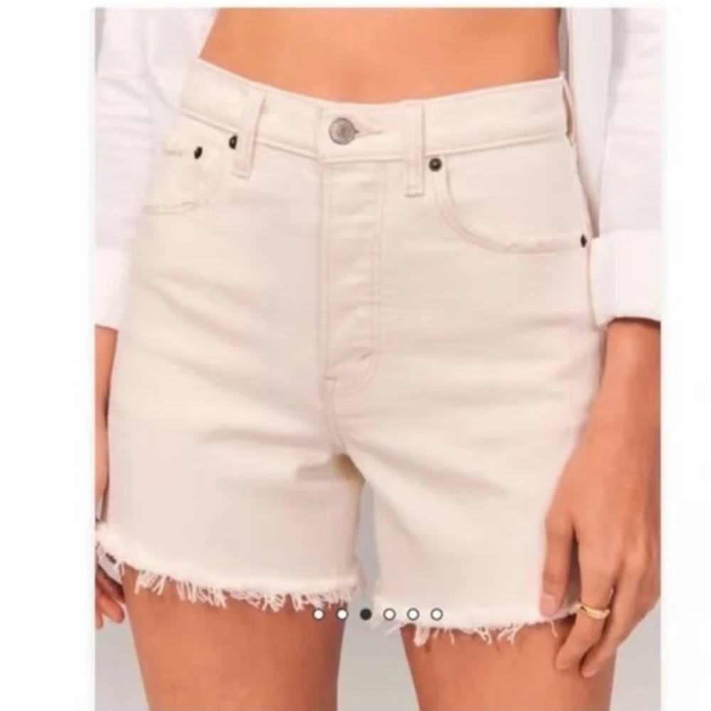 NWT Abercrombie & Fitch Women's Cream Jean Shorts